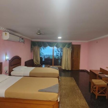 Sea Breeze Beach Resort มหาพลีปุรัม ภายนอก รูปภาพ