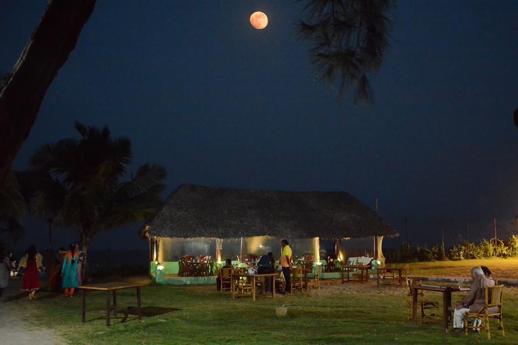 Sea Breeze Beach Resort มหาพลีปุรัม ภายนอก รูปภาพ