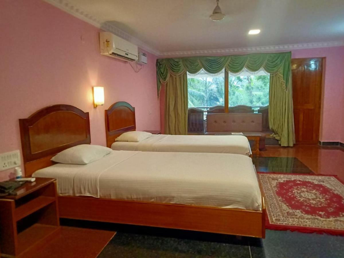 Sea Breeze Beach Resort มหาพลีปุรัม ภายนอก รูปภาพ